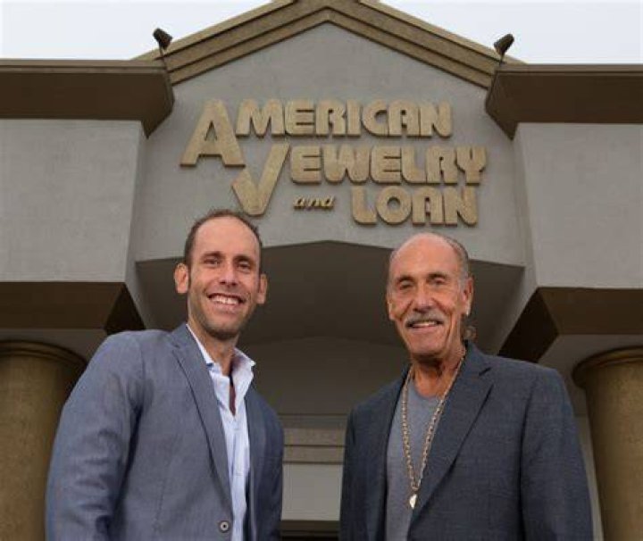 Detroit pawn shop featured in TV show draws tourists