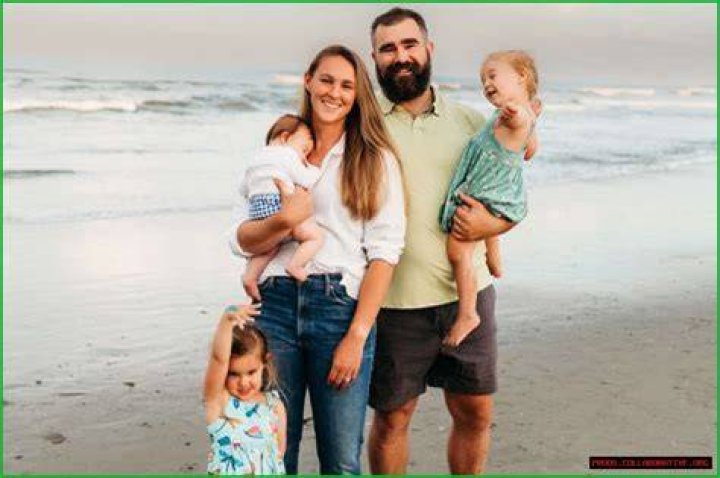 Discover His Wife And Family