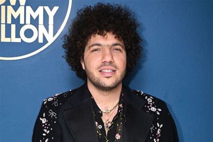 Does Benny Blanco Habla Espaol? Unraveling The Enigma