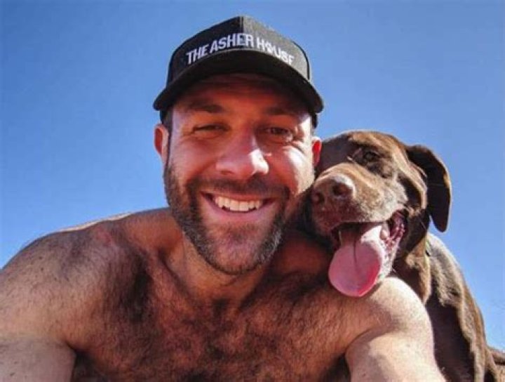 Does Lee Asher From My Pack Life Have A Wife? Married Life Details, Net