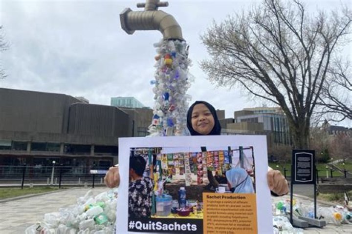 Does Ottawa recycle #4 plastic?