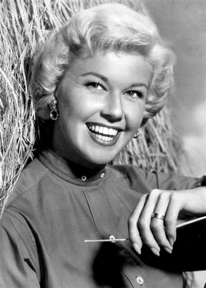 Doris Day Life in Pictures [PHOTOS]