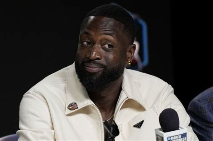 Dwyane Wade on Living with His Father Video