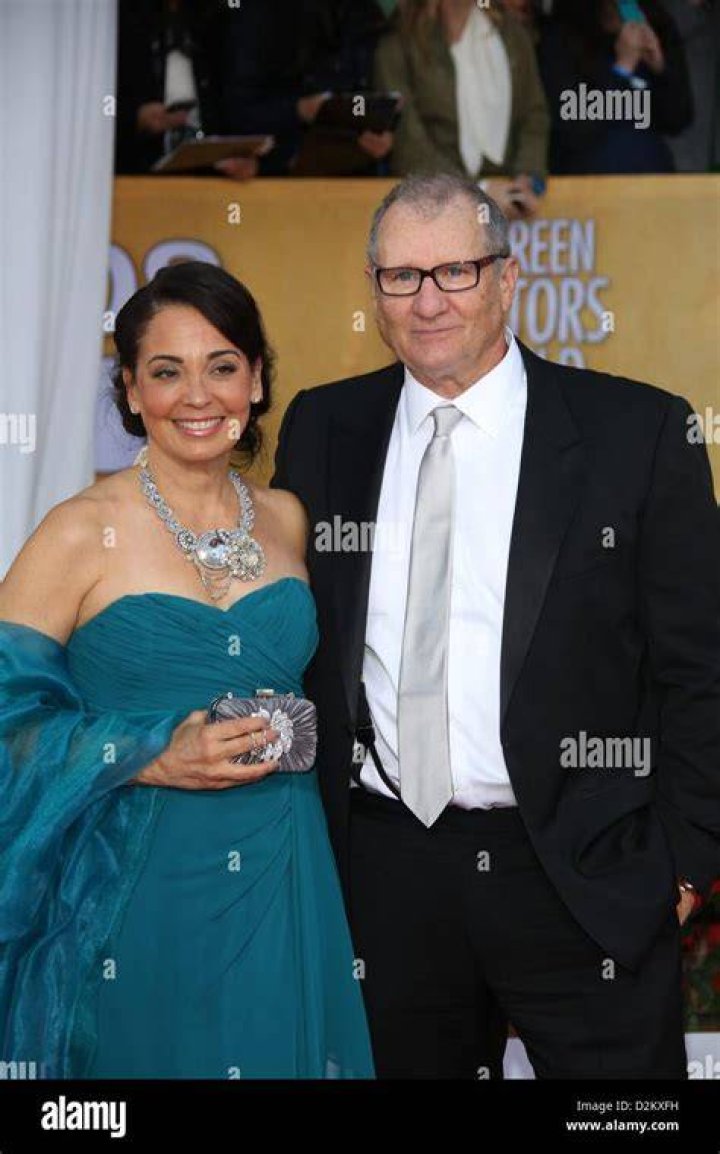 Ed O Neill and wife Cathy O Neill attends Global Green USA s Millennium