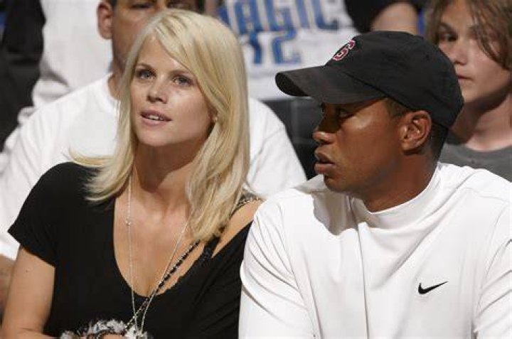 Elin Nordegren photo 2 of 10 pics, wallpaper photo 224212 ThePlace2