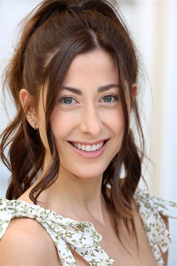 Elizabeth Small IMDbPro