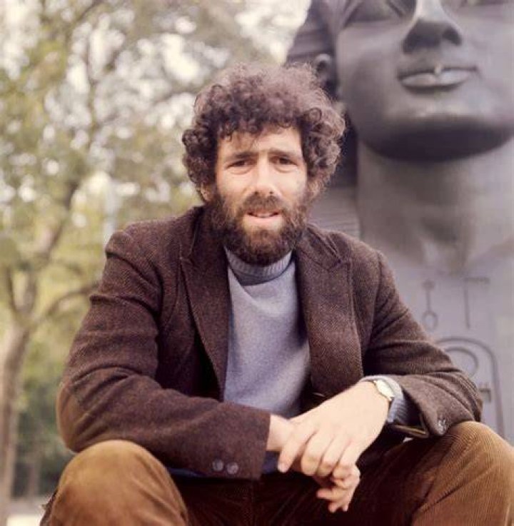 Elliott Gould on His Past Marriage to Barbra Streisand — "We Still Love