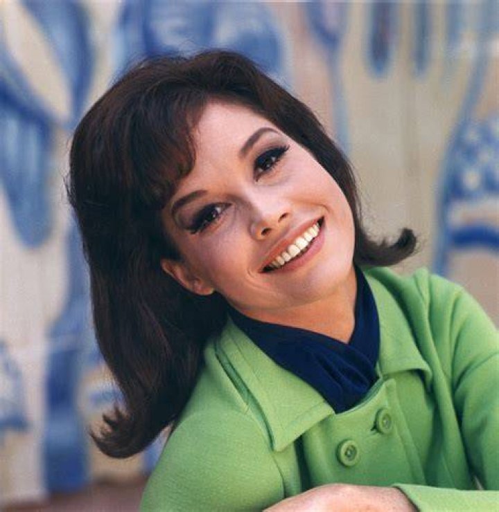 Engel death Mary Tyler Moore Show and Everybody Loves Raymond