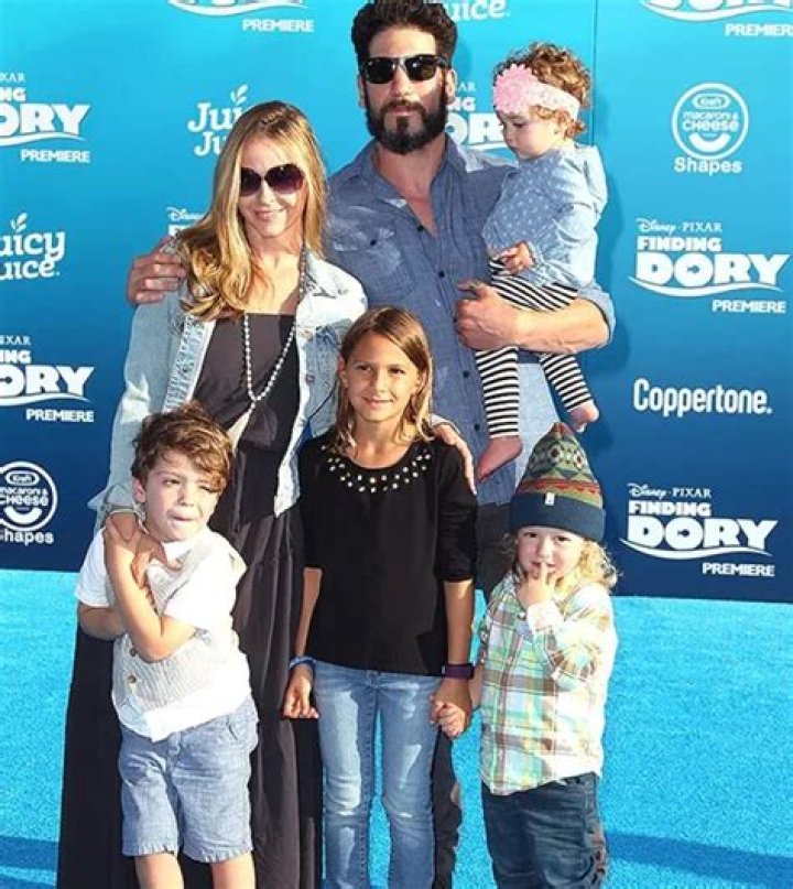 Erin Angle biography, wiki, age, height, kids, net worth 2023 John