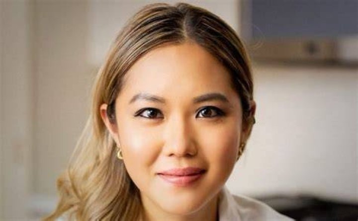 Esther Choi Biography Husband, Age, Wikipedia, Net Worth, Restaurants