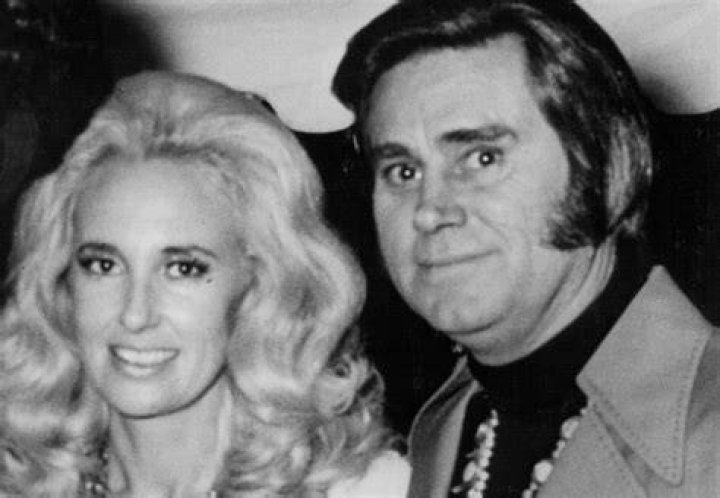 Everything About George Jones' Ex-Wife ·