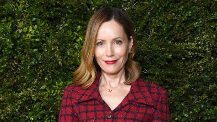 Exploring Leslie Mann's Sister And Her Impact