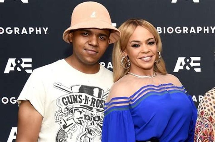 Facts about Faith Evans son