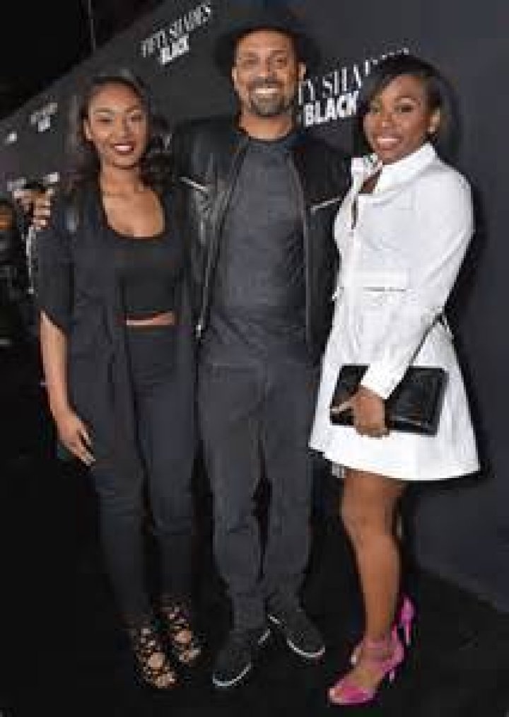 Facts About Mike Epps's Daughter ·