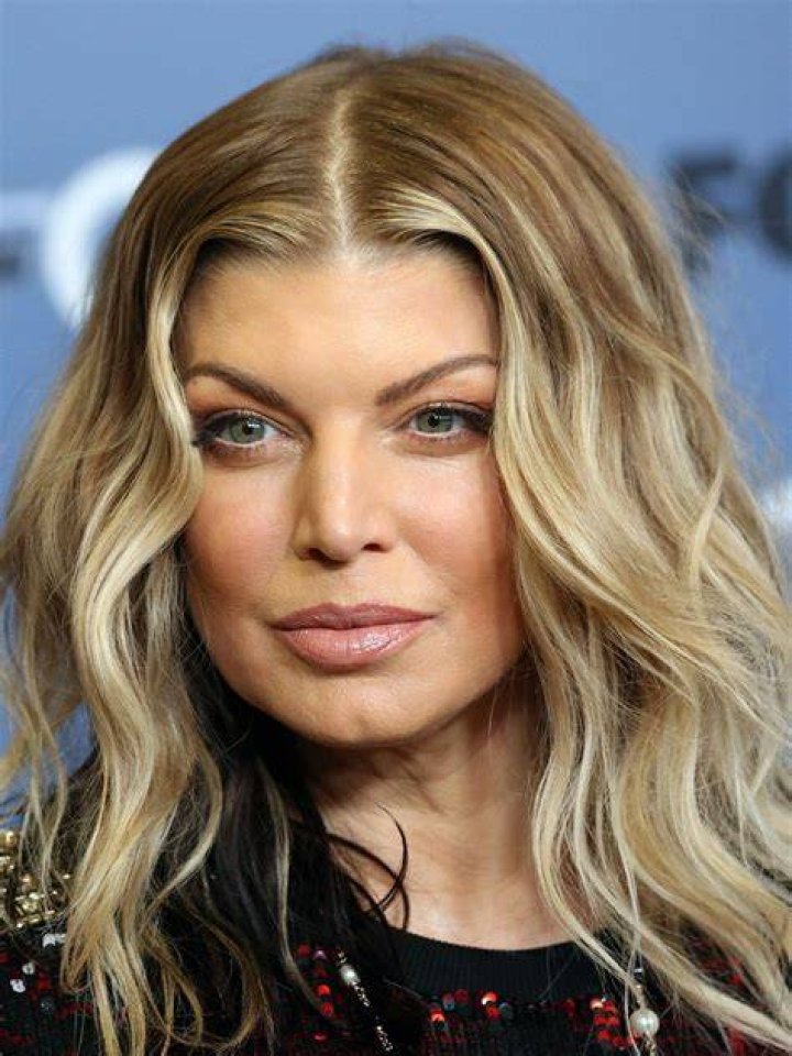 Fergie Net Worth Music Career, Lifestyle & Earnings [2023 Update]