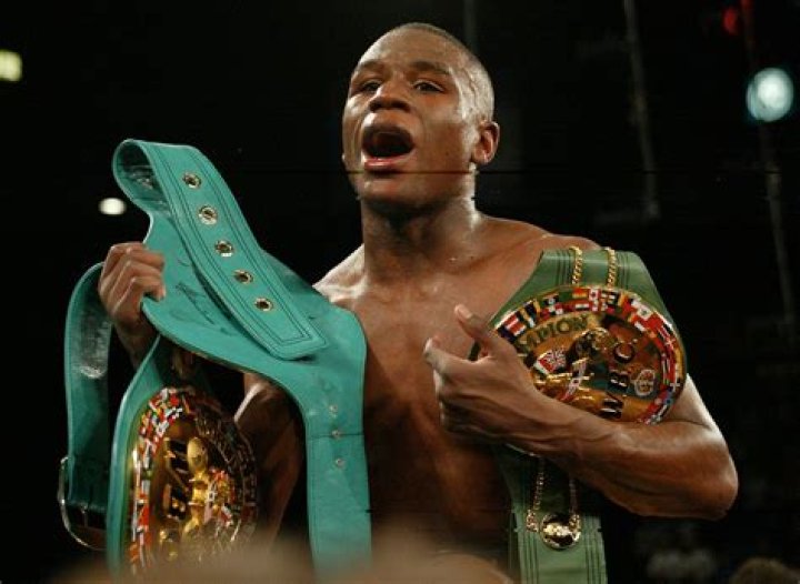 Floyd Mayweather's Family 5 Fast Facts You Need to Know