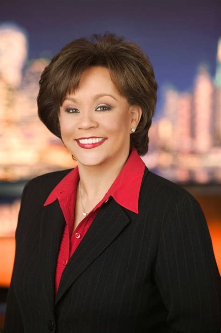 Former WNBC's news anchor, Sue Simmons is living a single life (Bio, Age, Height, Husband, Partner, Parents, Salary & Net Worth)