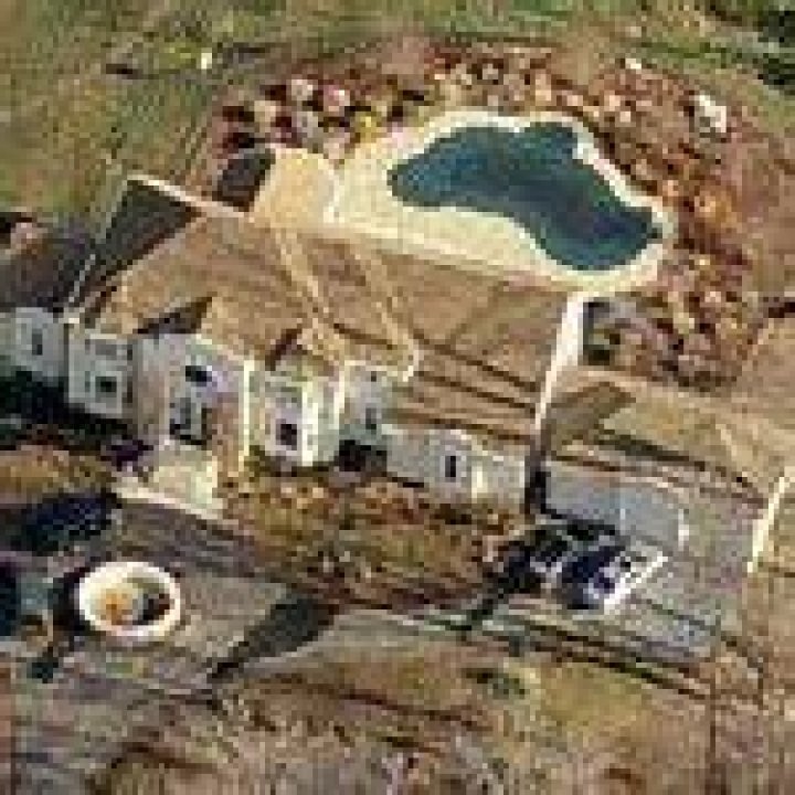 Ginuwine house: Where does Ginuwine live?