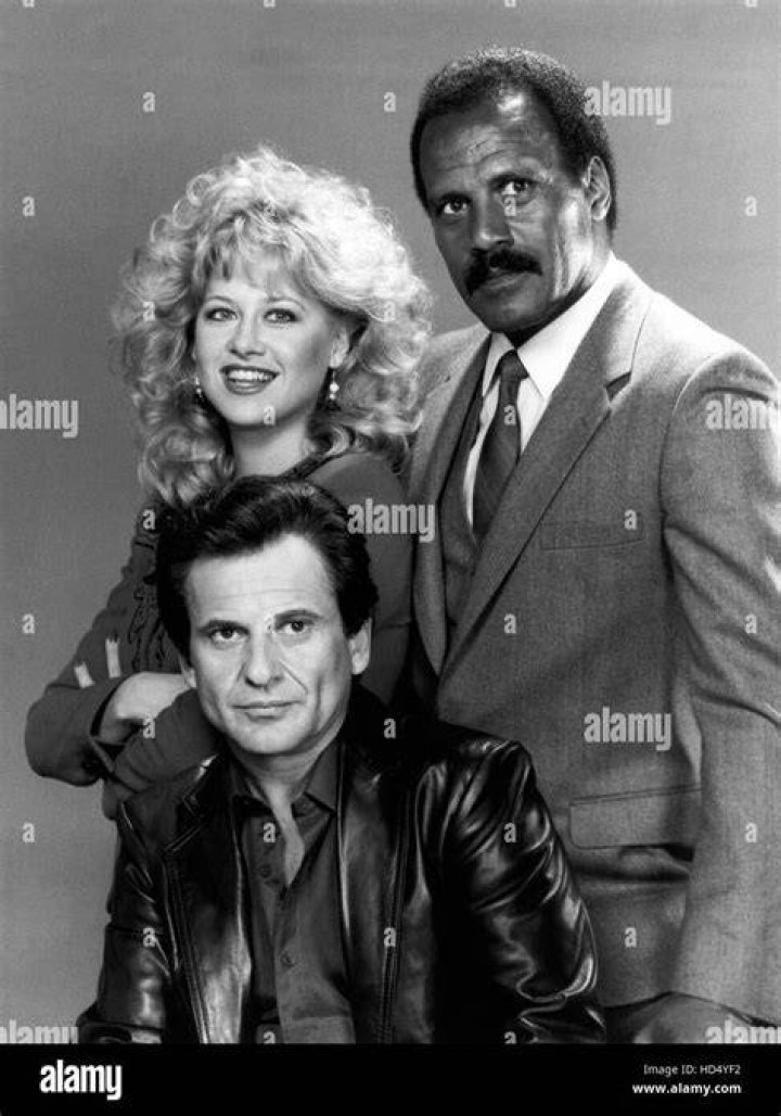 Half Nelson (1985)Joe Pesci, Fred Williamson, Victoria Jackson