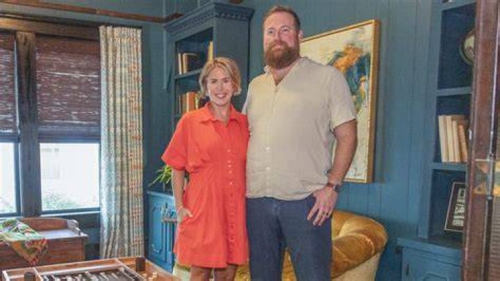 HGTV Stars Ben and Erin Napier Baby Girl Helen E! News