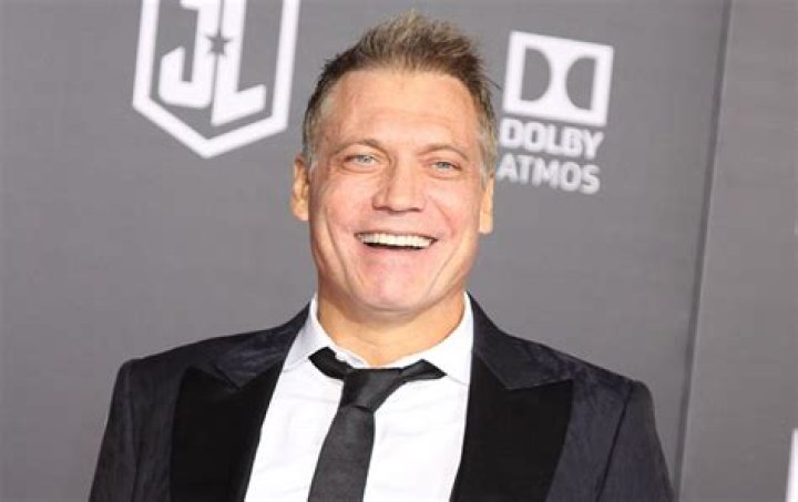 Holt Wiki Age Bio Net Worth Husband Daughter Family Images