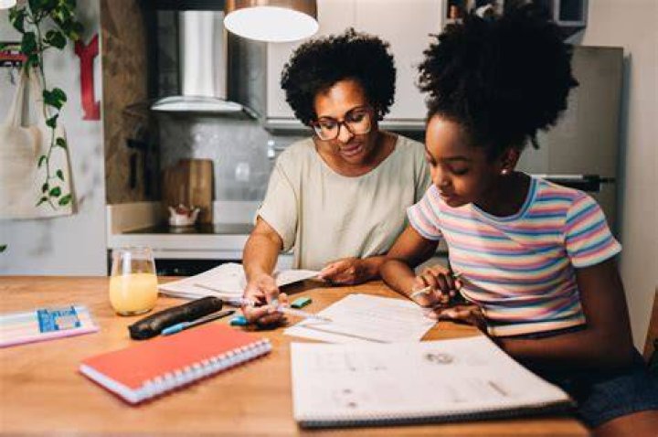 How can I help my middle schooler focus?