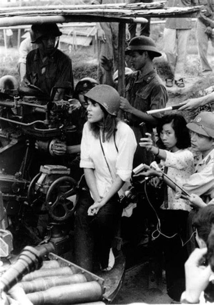 How Jane Fonda's 1972 trip to North Vietnam earned her the nickname 'Hanoi Jane' ·