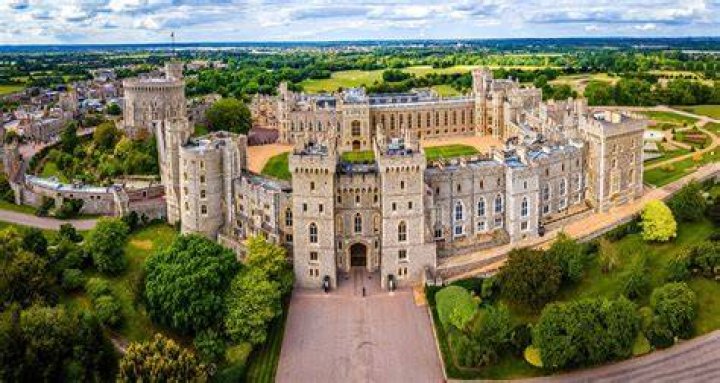 How many castles are there in Cumbria?