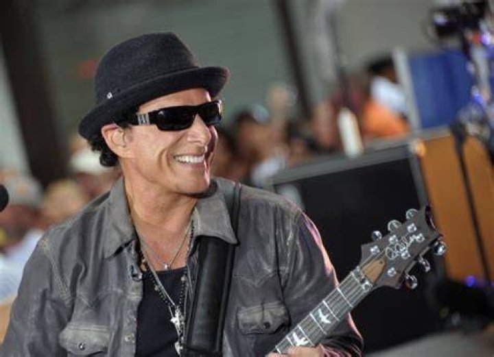 How Much Money Does Neal Schon Make? Latest Neal Schon Net Worth Income Salary