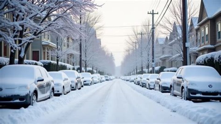 How much snow does Seattle get?