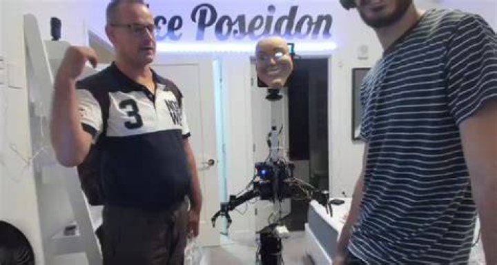 Ice Poseidon Confronts Sam Pepper Over EBZ Drama YouTube