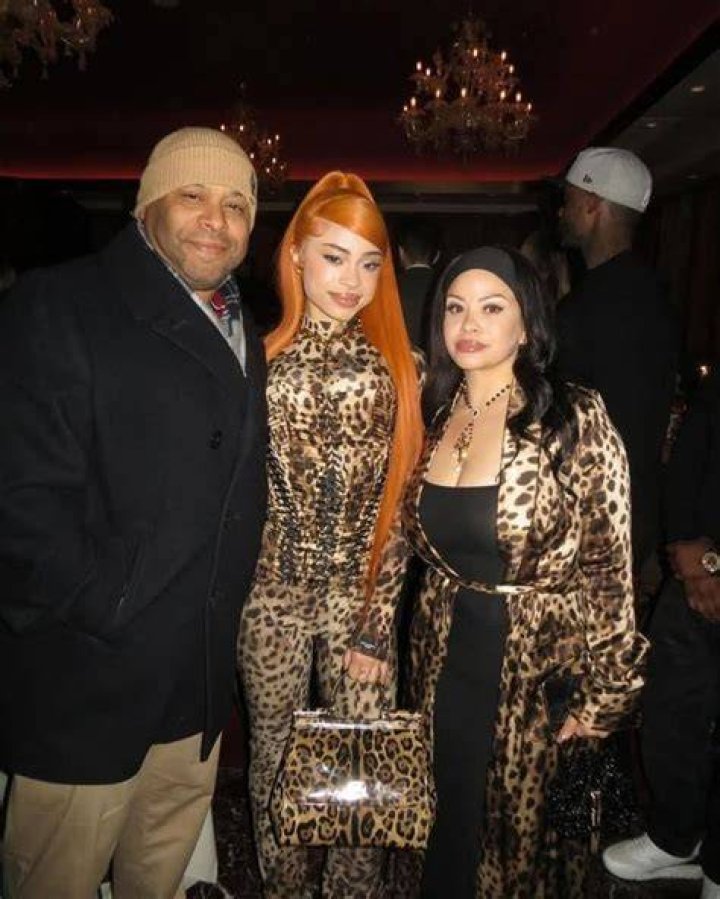 Ice Spice Age, dad and mom, nationality, peak, web price, relationship