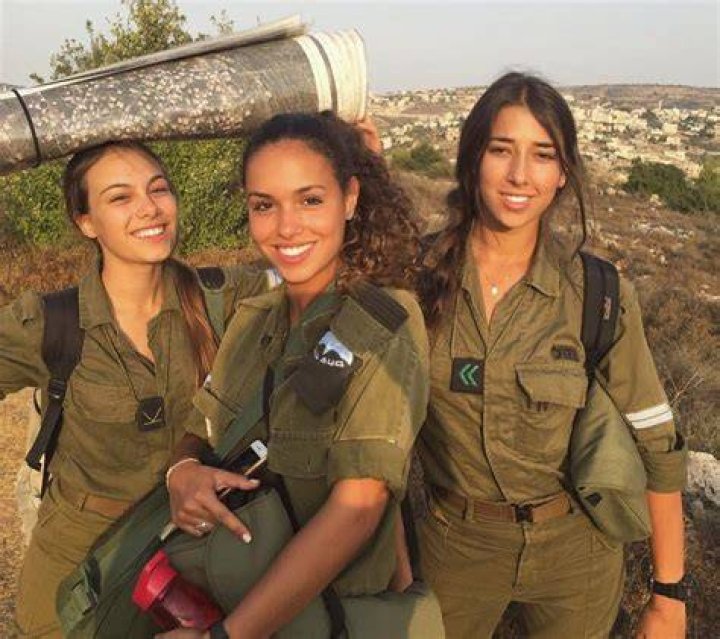 IDF Israel Defense Forces Women. Idf Women, Military Women, Young