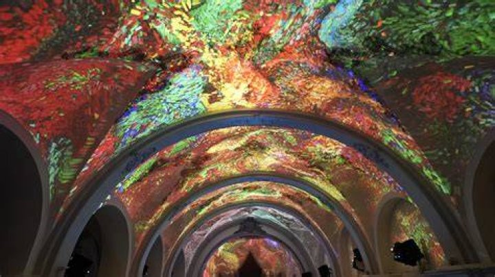 Immersive Discoveries In Michael Malitzki's Art