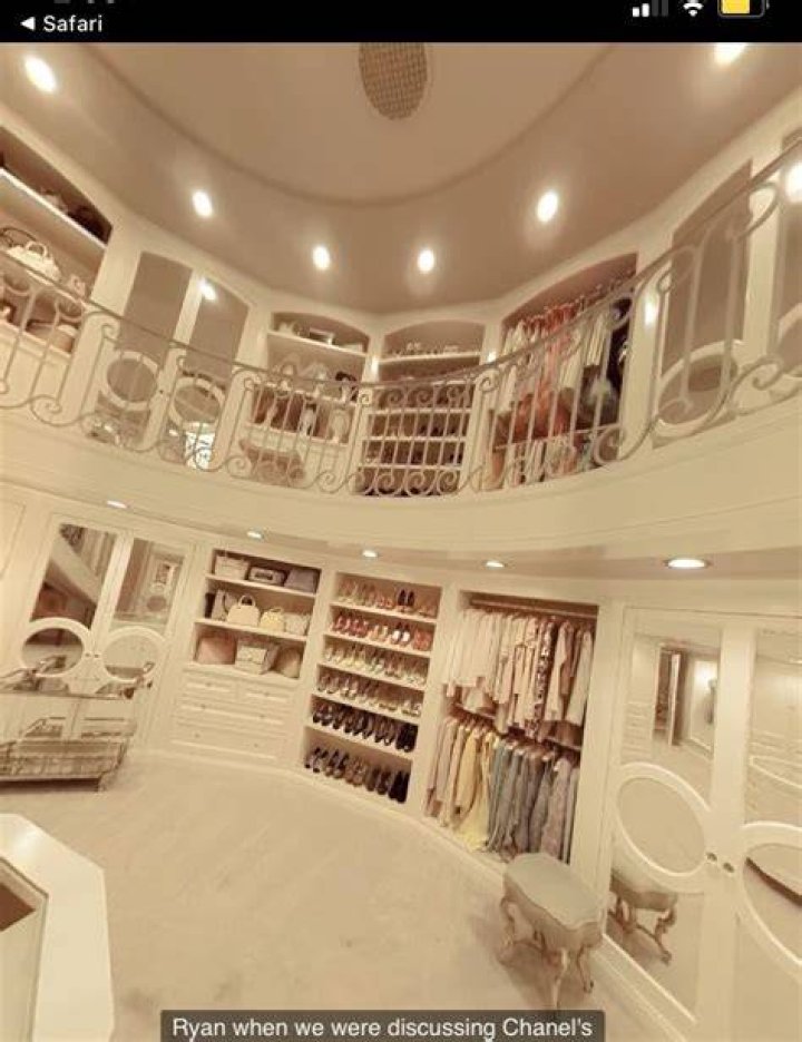 Inside Model Miles Richie’s Closet Coveteur Miles Richie, Antony