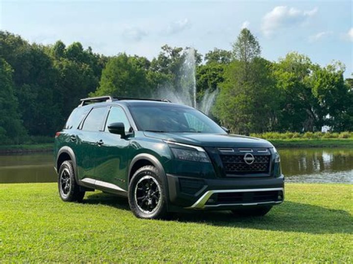 Is a Nissan Pathfinder good on gas?