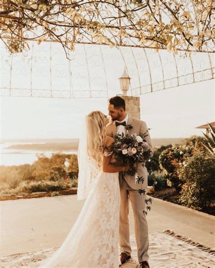 Is Allie DeBerry married?