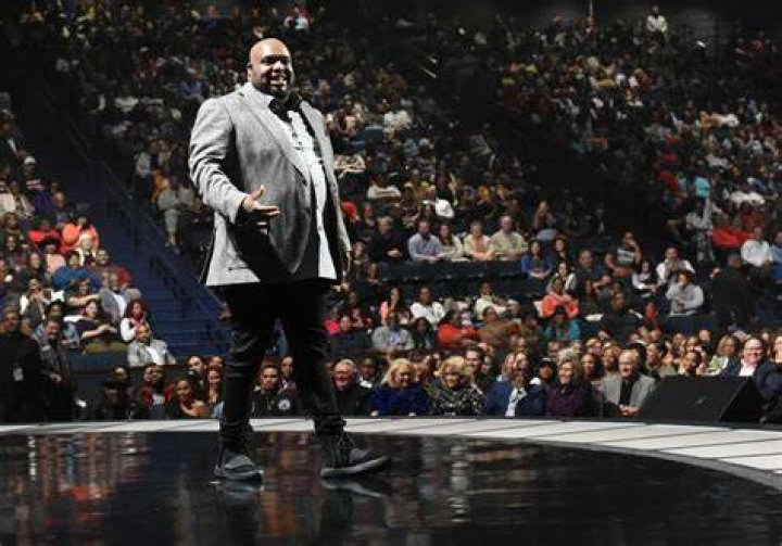 Is Pastor John Gray Still Married to wife, Aventer Gray? Net Worth