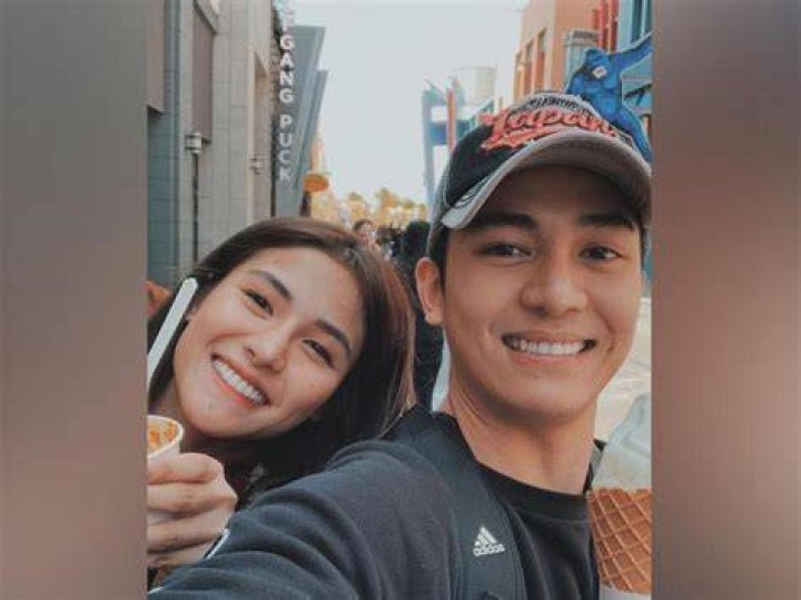 Jak Roberto And Sanya Lopez's Story