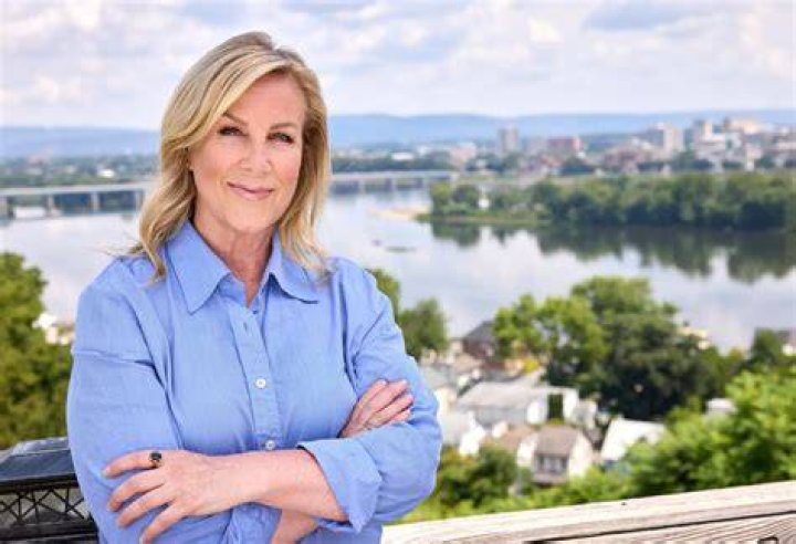 Janelle Stelson Net Worth, Bio, Salary, Wiki, Age, Gossip, Biography Trend