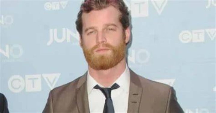 Jared Keeso height, biography, age, net worth, wiki, family and latest