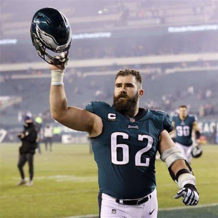 Jason Kelce Bio, age, height, ethnicity, family, college, 40 time