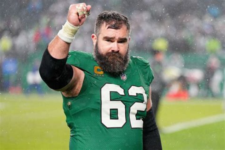 Jason Kelce of the Eagles solidifies his Hall of Fame resume with a
