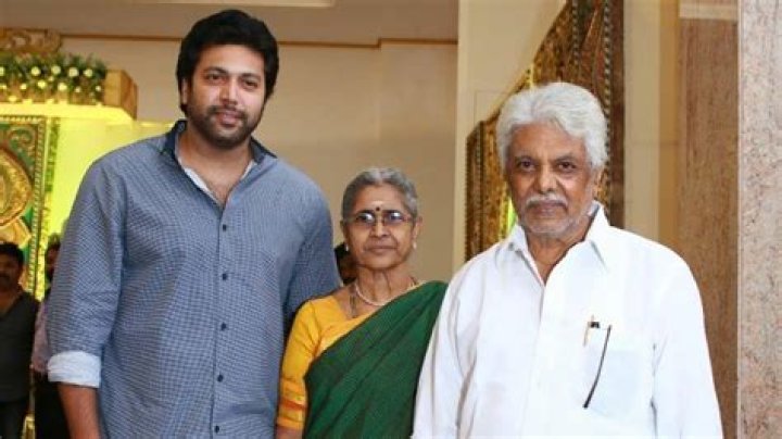 Jayam Ravi Parents Meet Editor Mohan and Varalakshmi TRAN HUNG DAO