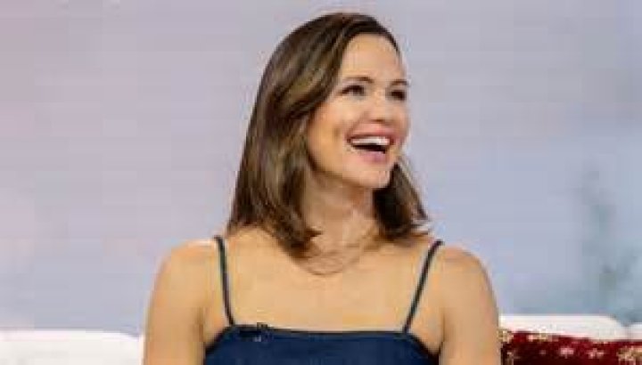 Jennifer Garner, 47, Reveals She No Longer Gets Offers of ‘Hot Girl