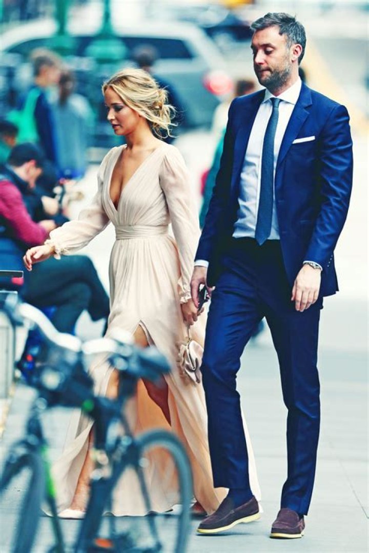 Jennifer Lawrence engaged celeb love news for February 2019 Gallery