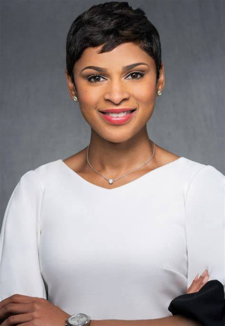 Is Jericka Duncan A wig wearer? Is She Married With Children? Jericka Duncan