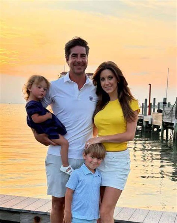 Jesse Watters bioage, wife, children, fox news, career.