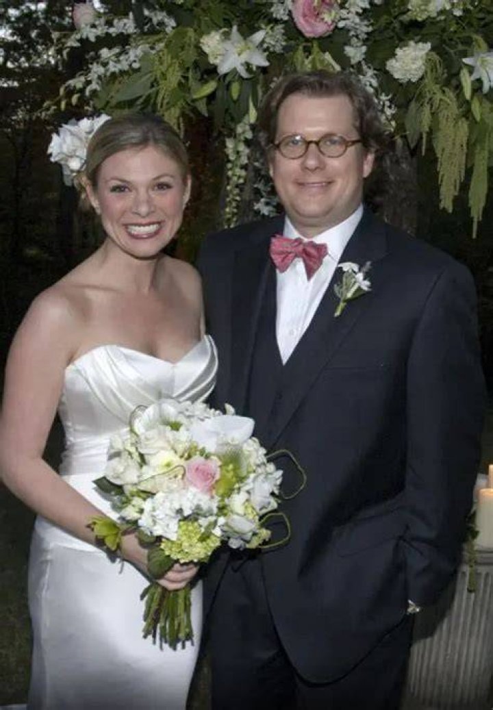 Jessica Dean Biography Age, Wedding, Salary & Family Details