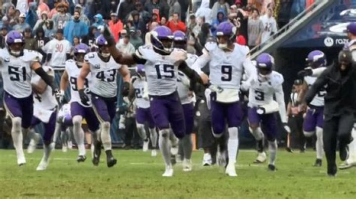 JJ McCarthy's Girlfriend Went Viral During Blowout Win The Spun What